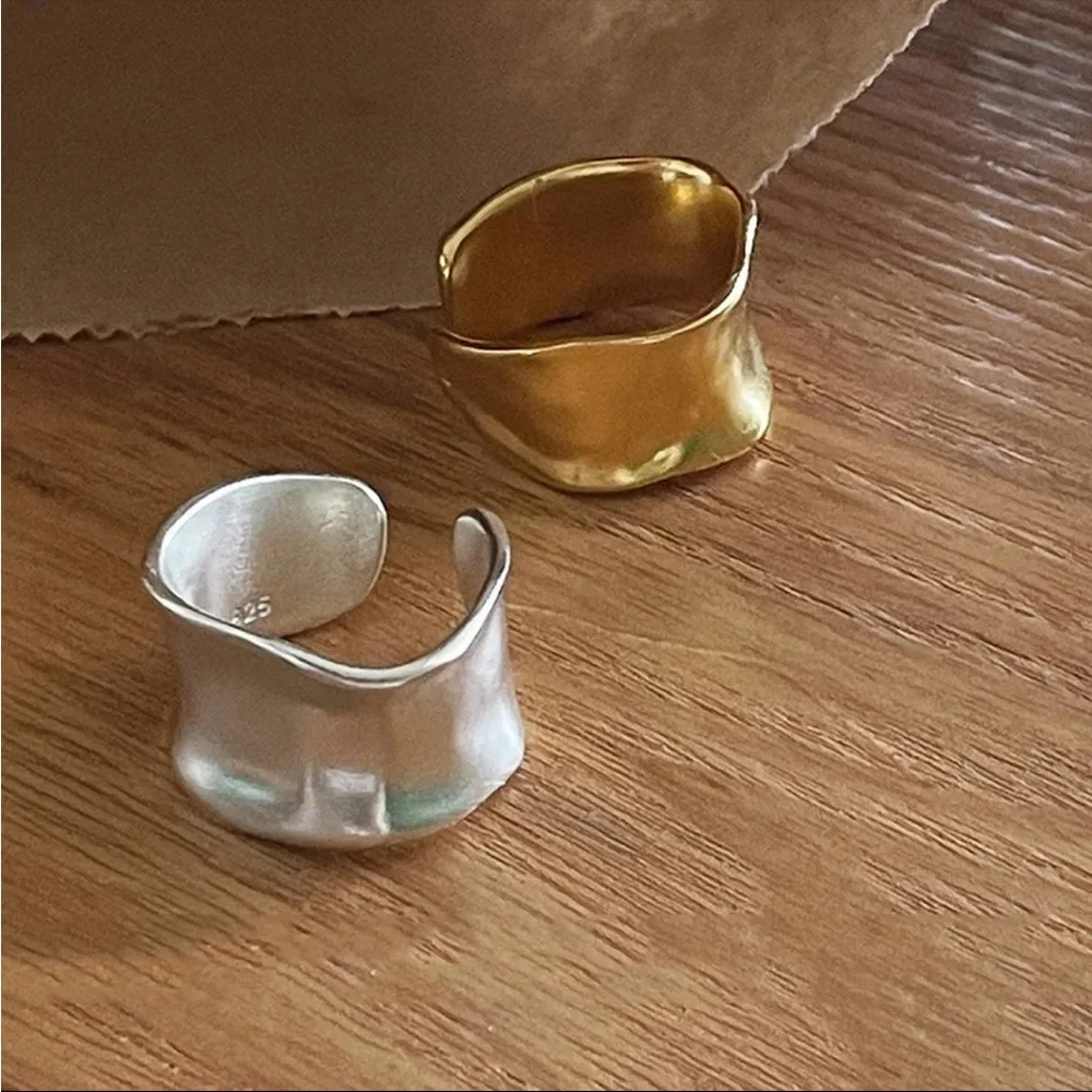 Simple Gold 925 Sterling Silver Hammered Wrap Resizable Ring